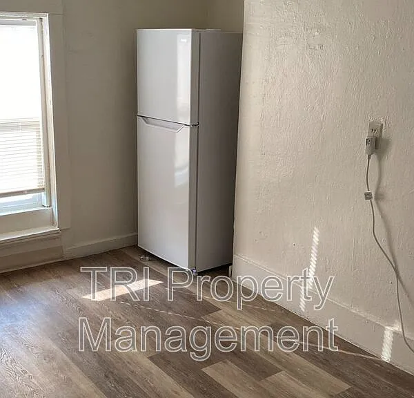 519 9th St — Photo 3