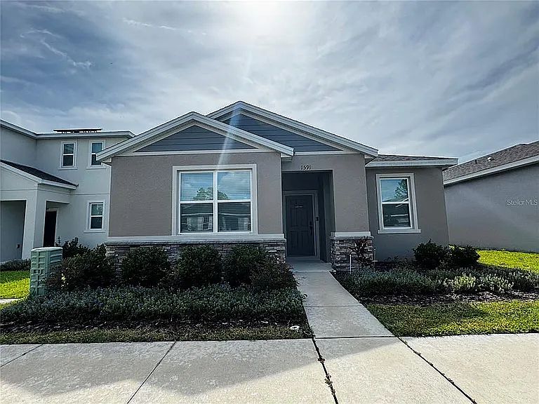 1st image of 1591 Pines End Pl