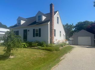 120 Leach Rd, Eliot, ME 03903