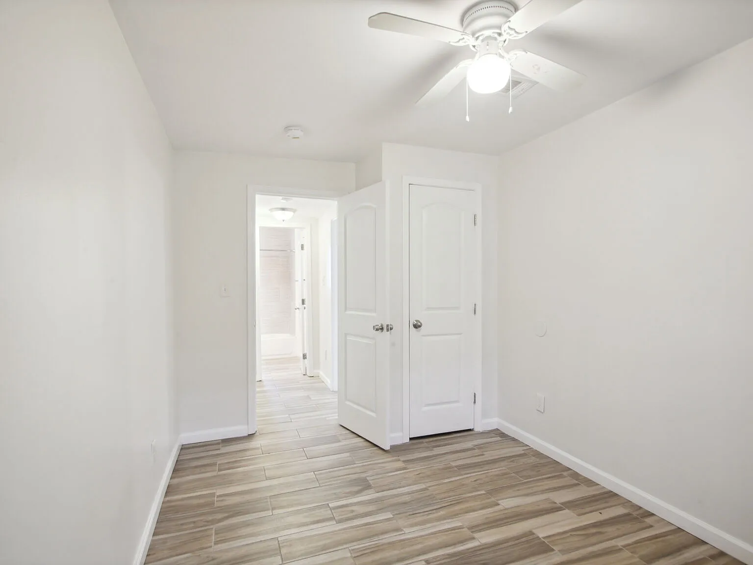 1 bed, 680 sqft, $875 — Photo 2