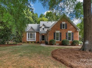 11905 Provincetowne Dr, Charlotte, NC 28277