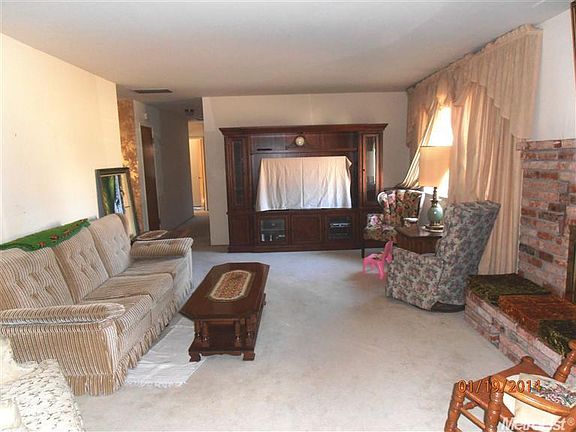 4th image of 4279 Carle Ln