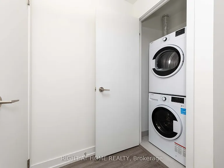 871 Sheppard Ave W #33 — Photo 12