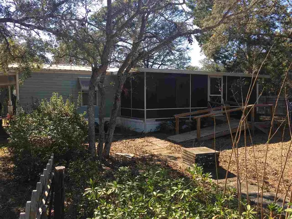 146 Connecticut St, Carrabelle, FL 32322