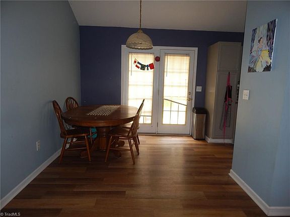 5th image of 2526 Wheatfield Dr