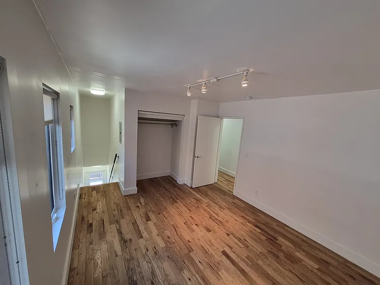 134 S Coronado St #136-1/2 — Photo 13