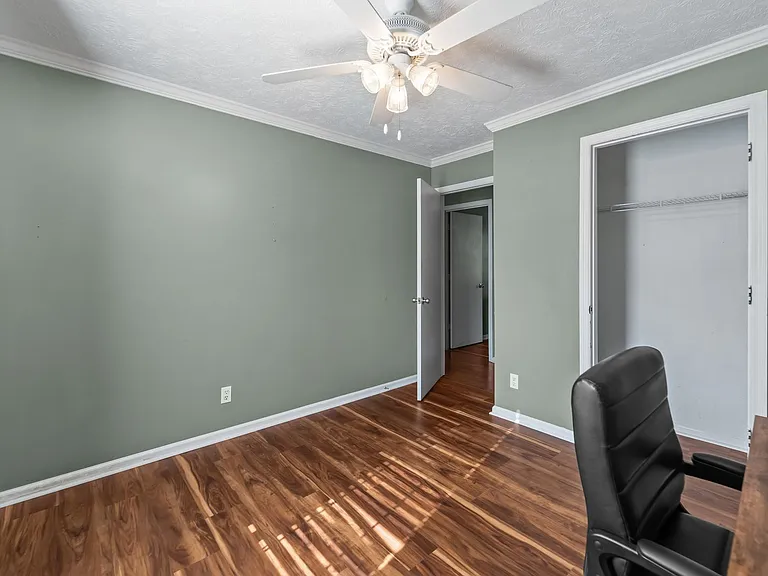 109 Dry Dock Ct — Photo 32