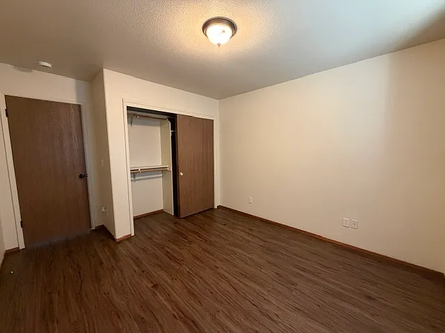 1332 Glenbrook Way — Photo 7
