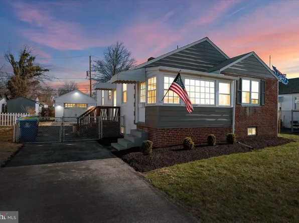 107 Lexington Dr, Claymont, DE 19703