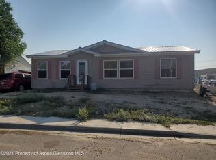 851 Cottonwood Ave, Craig, CO 81625