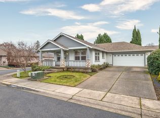 913 Schaefers Ln, Grants Pass, OR 97526