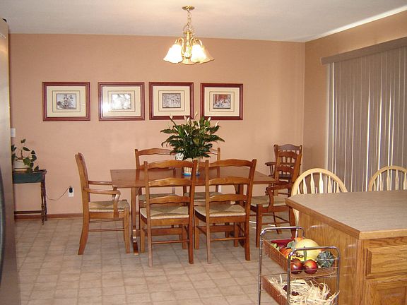 Dinning Rm