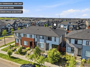 138 S Homestead Blvd NE, Calgary, AB T3J 2G8