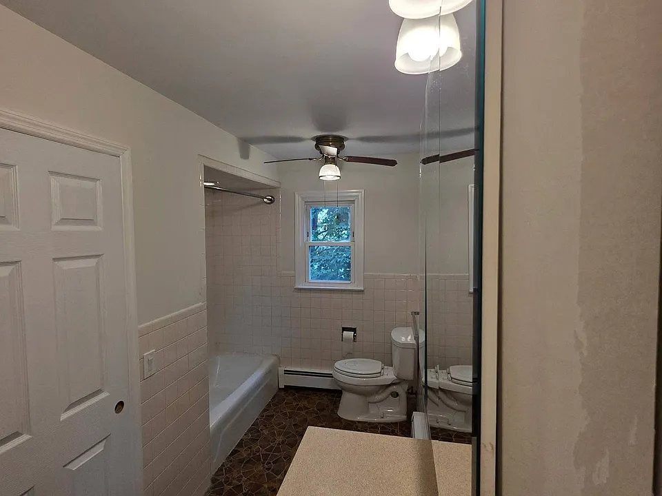 829 Cedar Ave #1