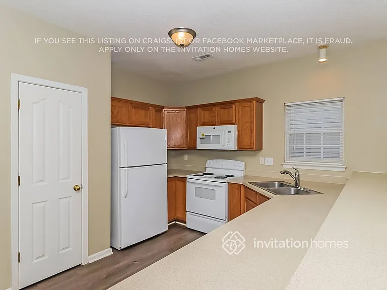 12522 Deaton Hill Dr — Photo 6