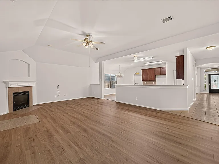 4823 Grand Chateau Ln — Photo 11