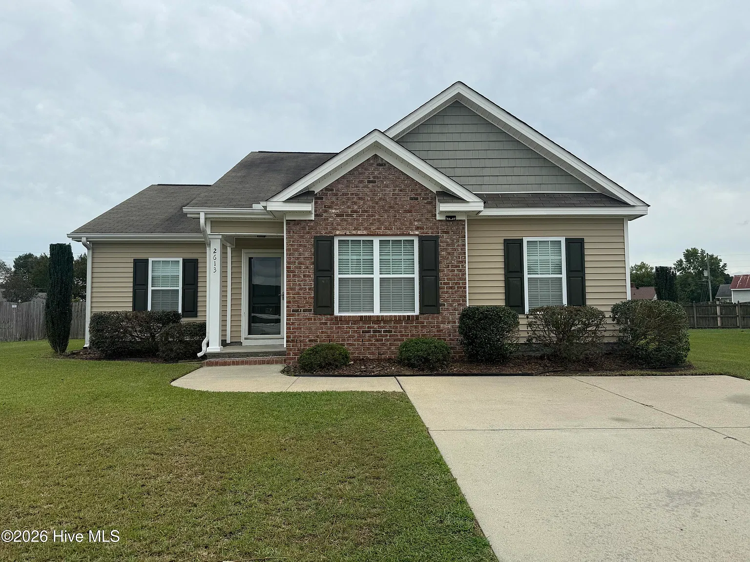 3 bed, 2.0 bath, $2,000 — Photo 1