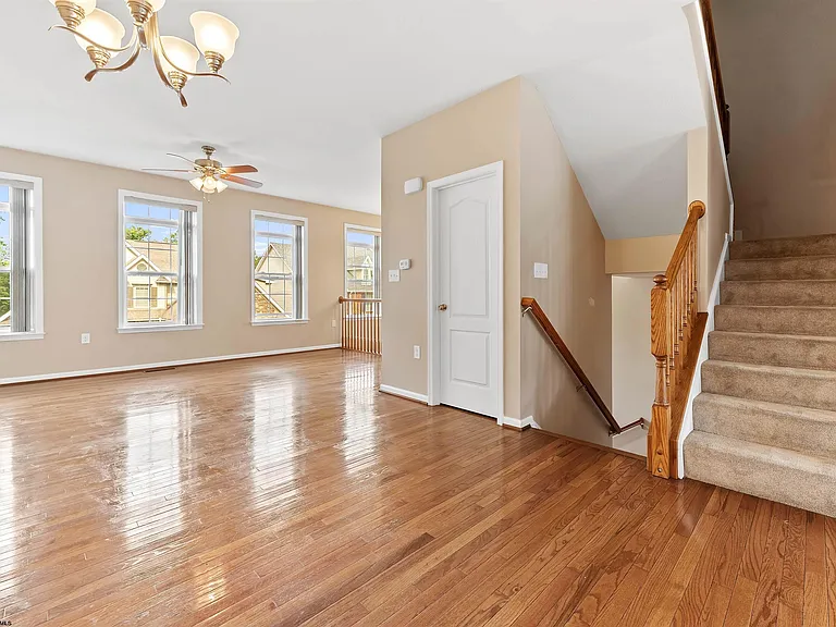 415 Saint Andrews Dr — Photo 6