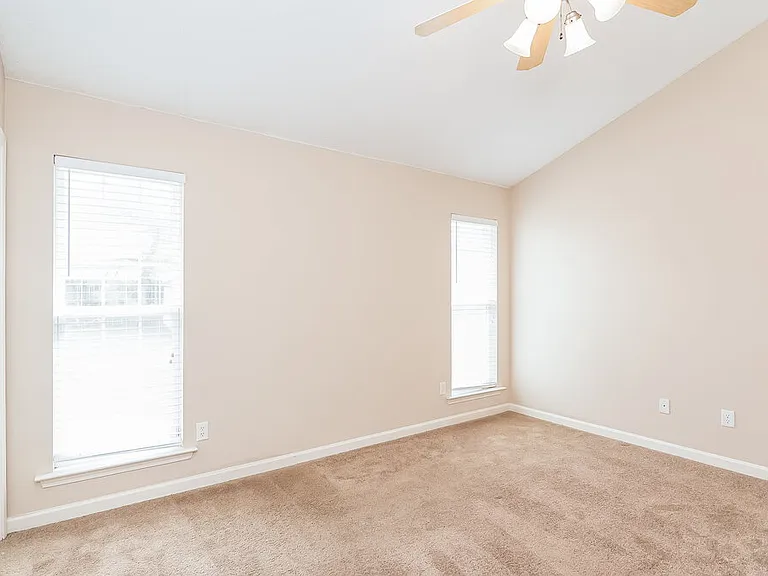 5444 Milton Ridge Dr — Photo 5