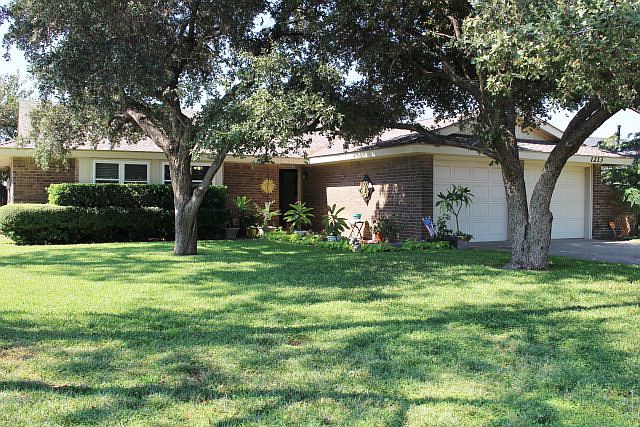 1st image of 1213 Mimosa Cir