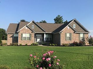 800 Bluebird Dr, Kennett, MO 63857