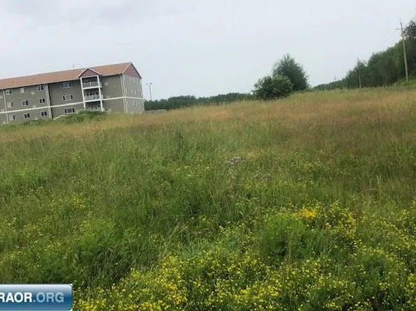 10th Ave W, Hibbing, MN 55746