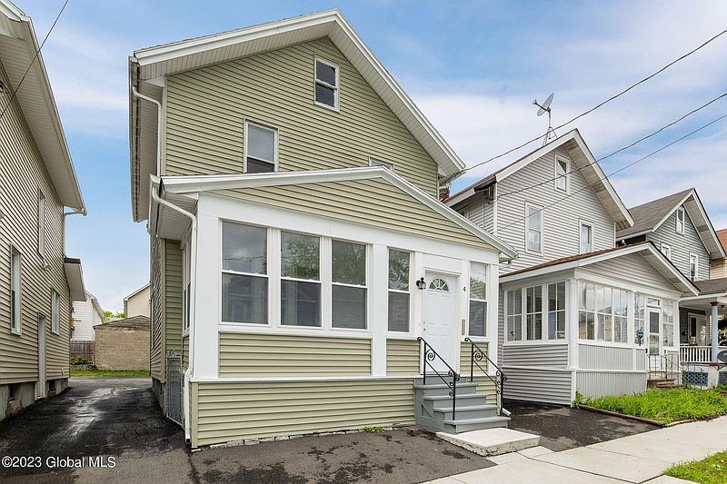 2nd image of 4 Grandview Terrace