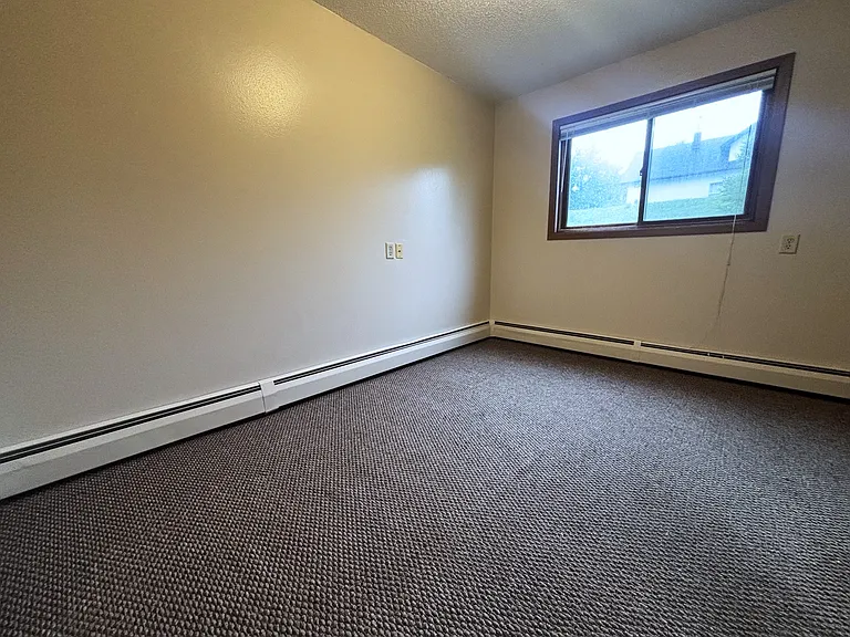 500 12th St S #404 — Photo 14