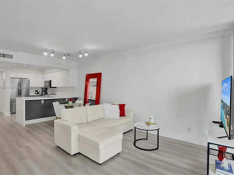 2501 S Ocean Dr #704 — Photo 16
