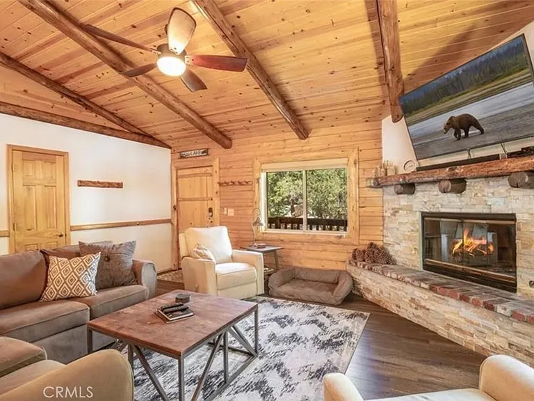 1793 Columbine Dr — Photo 6