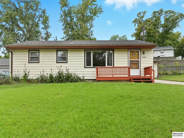 9453 Tomahawk Blvd, Omaha, NE 68134