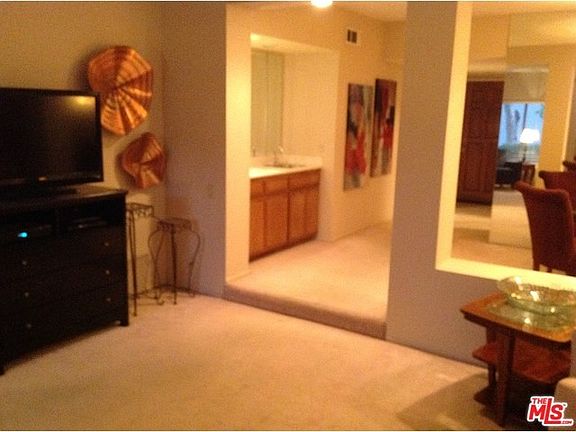 5th image of 760 Violeta Dr