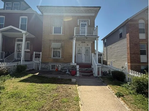 6020 Horton Pl, Saint Louis, MO 63112
