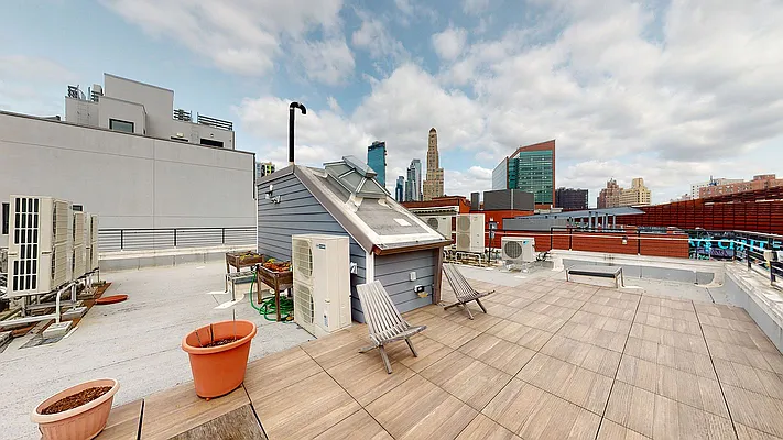 Rented by Strivers Management Group Corp (Brokerage) | media 2