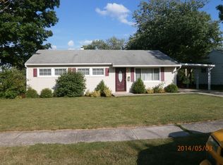 220 Lockheed Dr, Vandalia, OH 45377