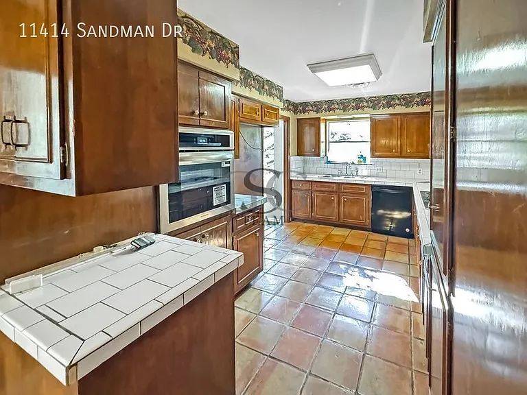 11414 Sandman Dr — Photo 18