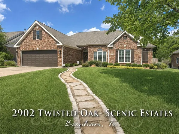 2902 Twisted Oak Dr, Brenham, TX 77833