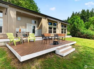 40109 32nd Avenue S, Roy, WA 98580
