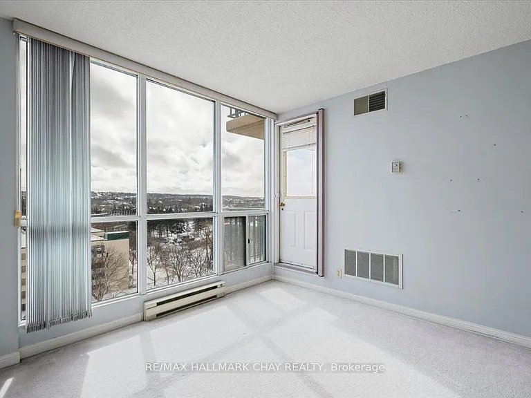 65 Ellen St #607 — Photo 13