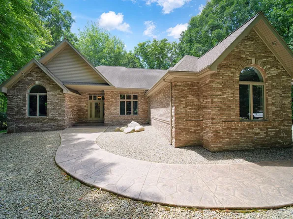 2500 Reynolds Rd, Jackson, MI 49201