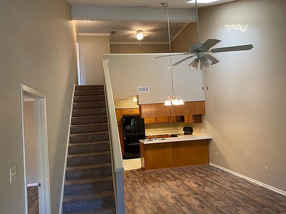 2nd image of 3636 Greenacres Dr #96