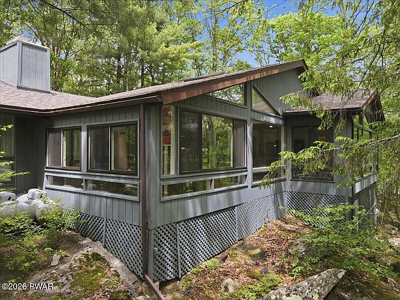 4th image of 206 Canoebrook Dr