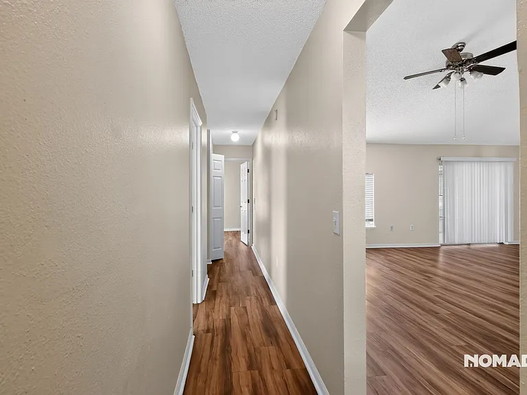 14169 Spring Hill Dr — Photo 25