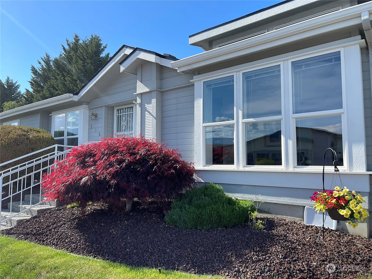 519 Nahalee Road photo 1