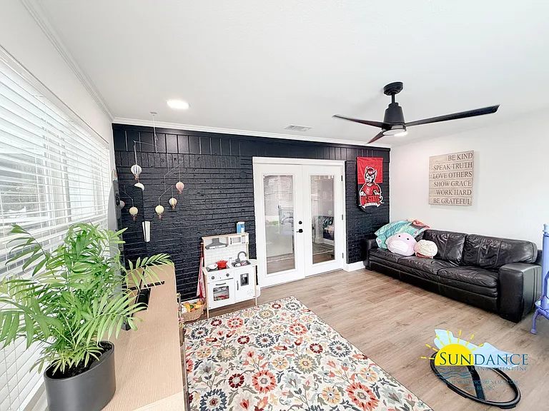618 Country Club Ave — Photo 14