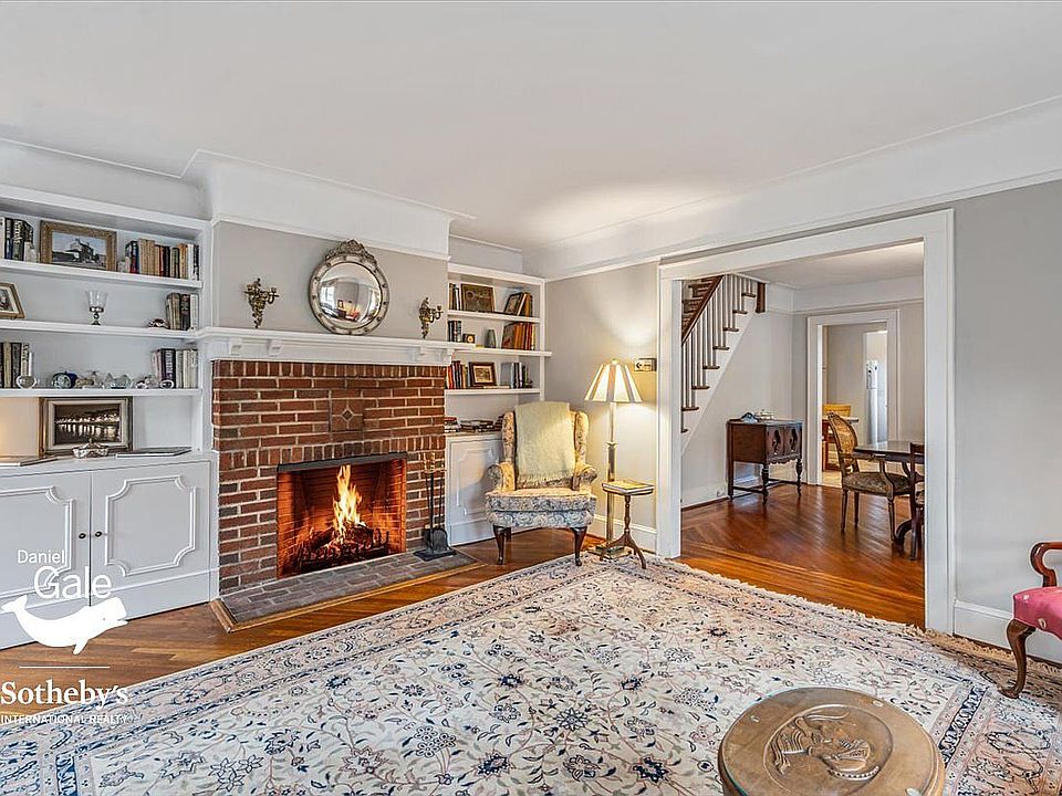 7561 Kessel St, Forest Hills, NY 11375 | Zillow