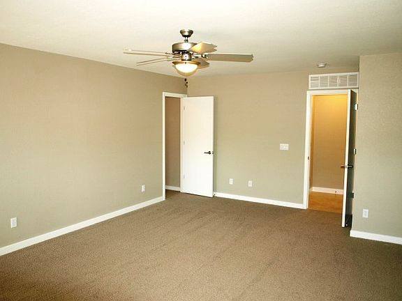 4th image of 15417 W CAMERON Circle