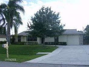 1st image of 624 SE Crescent Ave