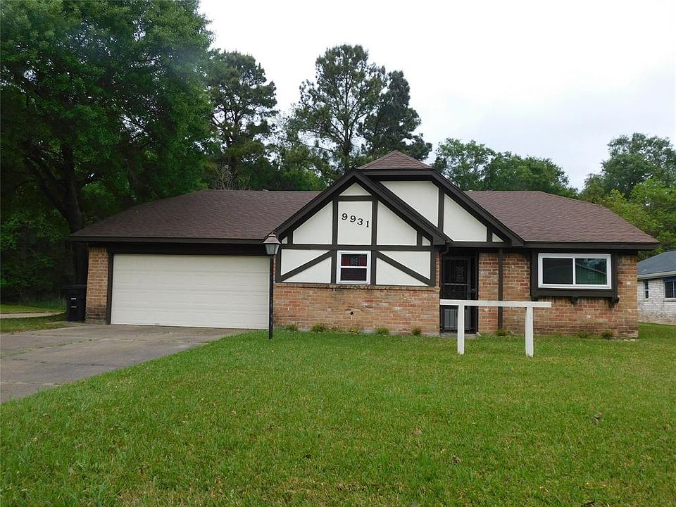 1st image of 9931 Valley Lake Dr