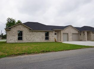 2506 Avenue H, Nederland, TX 77627